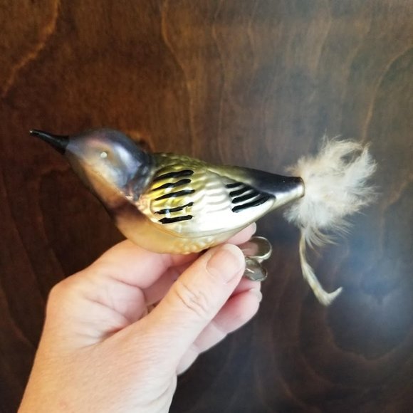 Mercury Glass Clip On Bird Ornament with Feather Tail Yellow Black Silver - Picture 1 of 10